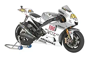 Yamaha Yzr-m1 '09 (fiat Yamaha Team) - 1:12 Motocycle - Tamiya