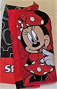 Minnie Mouse Oven Mitt With Two (2) Kitchen Towels