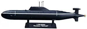 1:700 Russian Akula Submarine Model