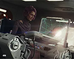 Star Wars Authentics: Laura Dern as Vice Admiral Holdo in 'Star Wars: The Last Jedi' 11x14 Photo